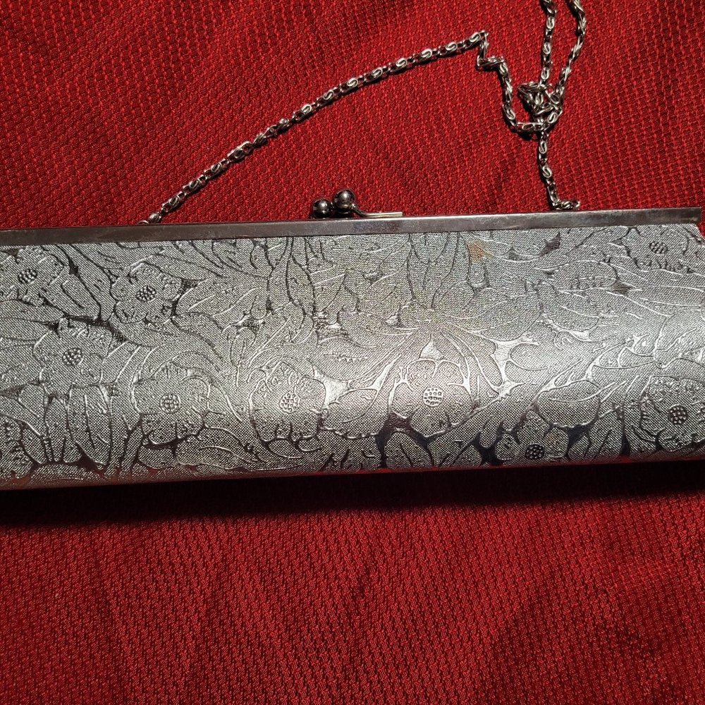 Silver clutch night bag